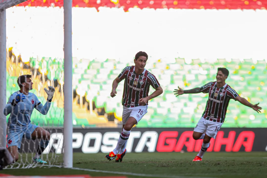 Ganso marcou um dos gols da vitória do Fluminense sobre o Vasco