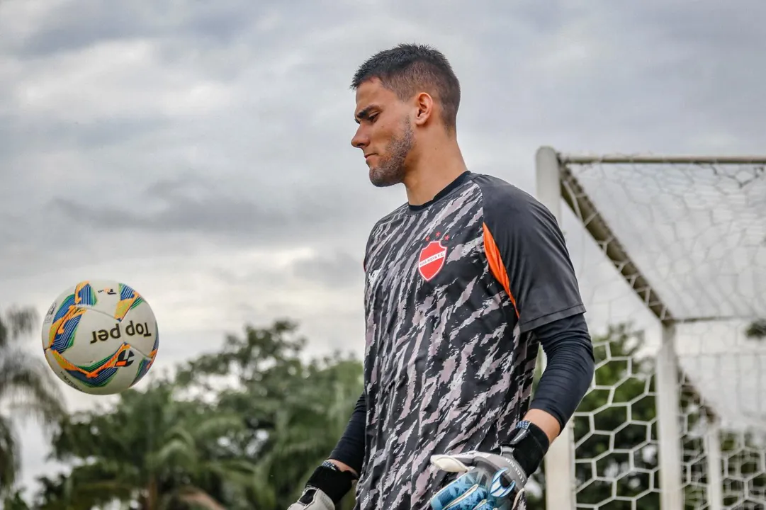 Dênis Júnior, goleiro do Bahia emprestado ao Vila Nova