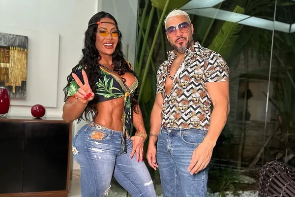 Segundo Leo Dias, Gracyanne conheceu um personal trainer, chamado Gilson, e teve um caso com ele