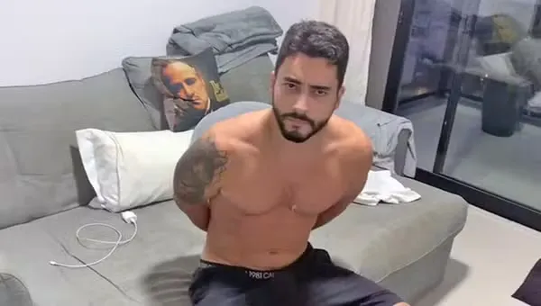 Homem foi preso em seu apartamento