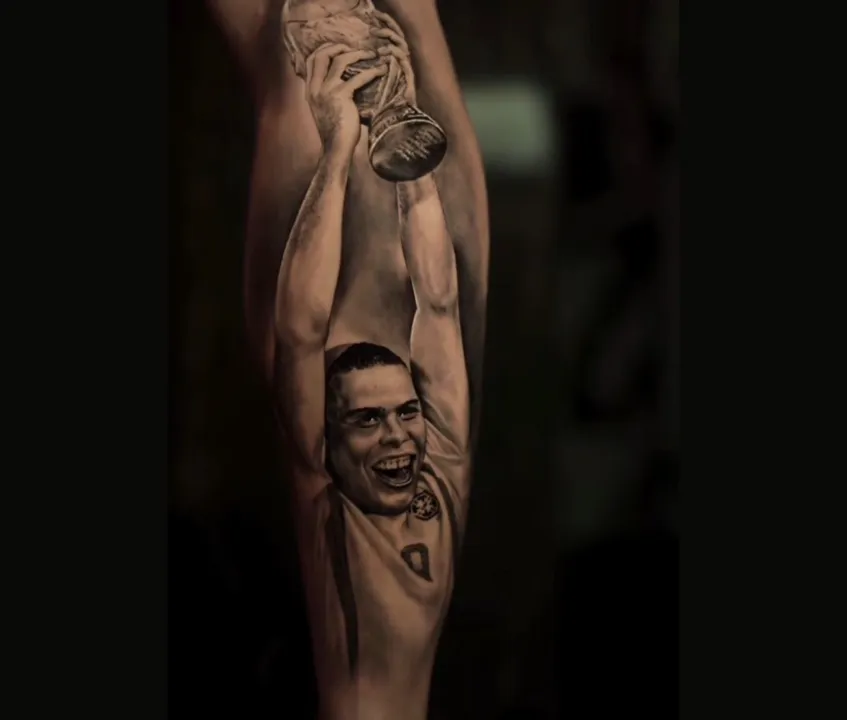 Nova tatuagem de Cauly