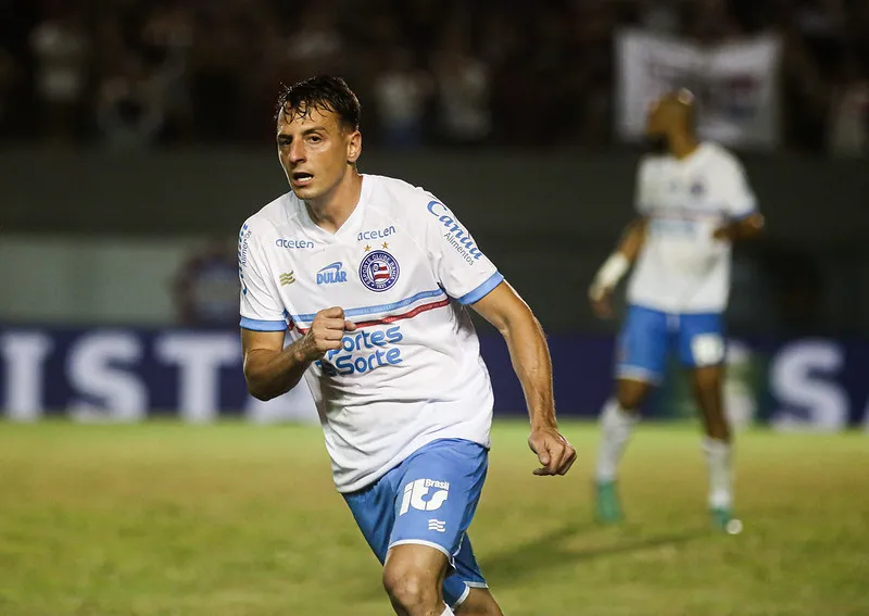 Arias soma 6 jogos pelo Bahia, com um gol e uma assistência