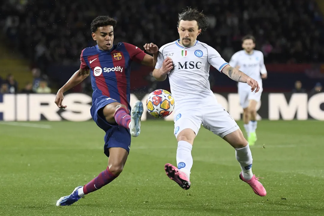 Lamine durante partida da Liga dos Campeões