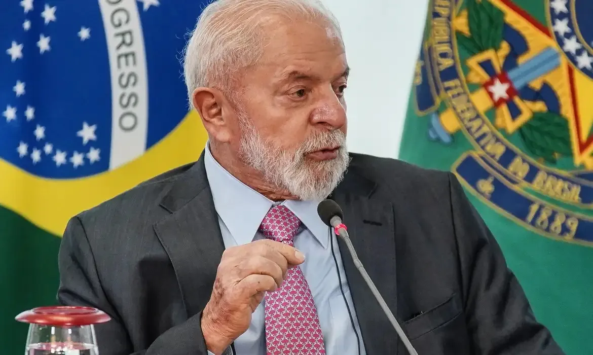 Lula embarcou para Geogertown nesta quarta-feira