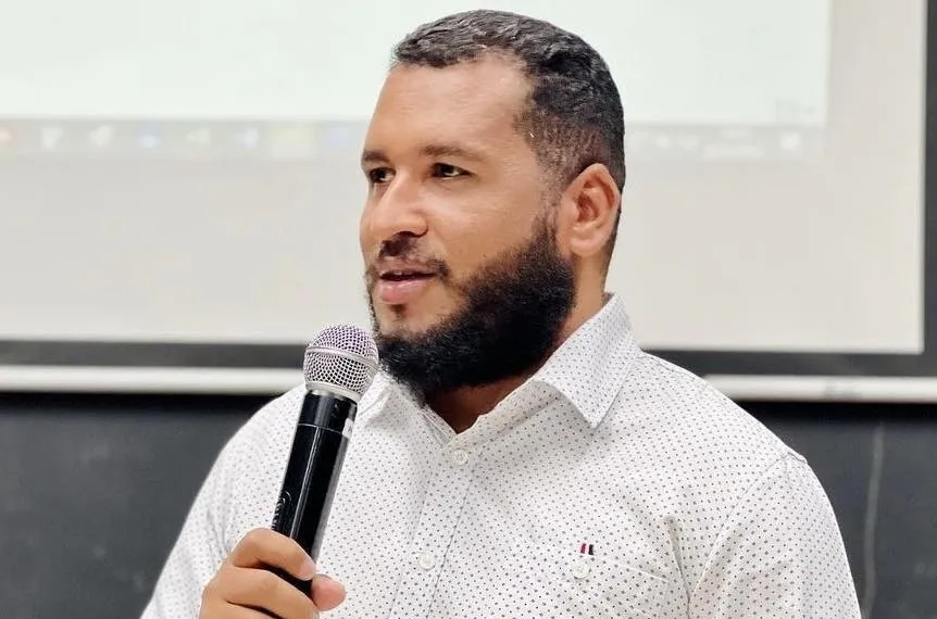 Segundo a oposição, Tiago Dias (PC do B) quer reconduzir Valnei dos Anjos para recuperar maioria na Câmara