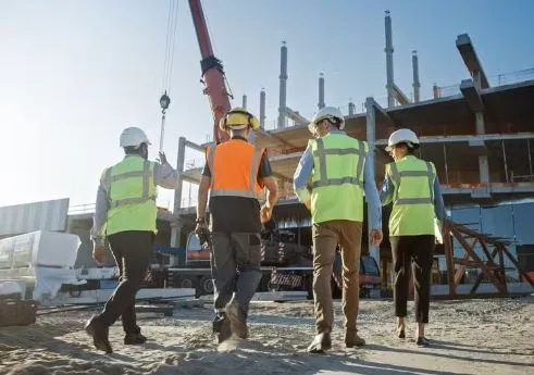 Vagas são para áreas da construção civil