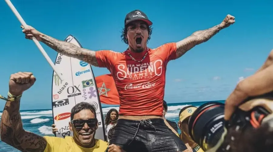 Gabriel Medina conquistou o título do ISA Games, disputado em Porto Rico, na manhã deste domingo