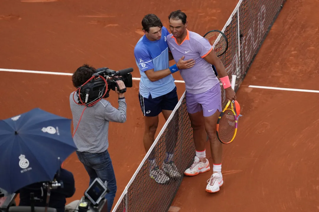 Alex de Miñaur vence Nadal no ATP 500 de Barcelona