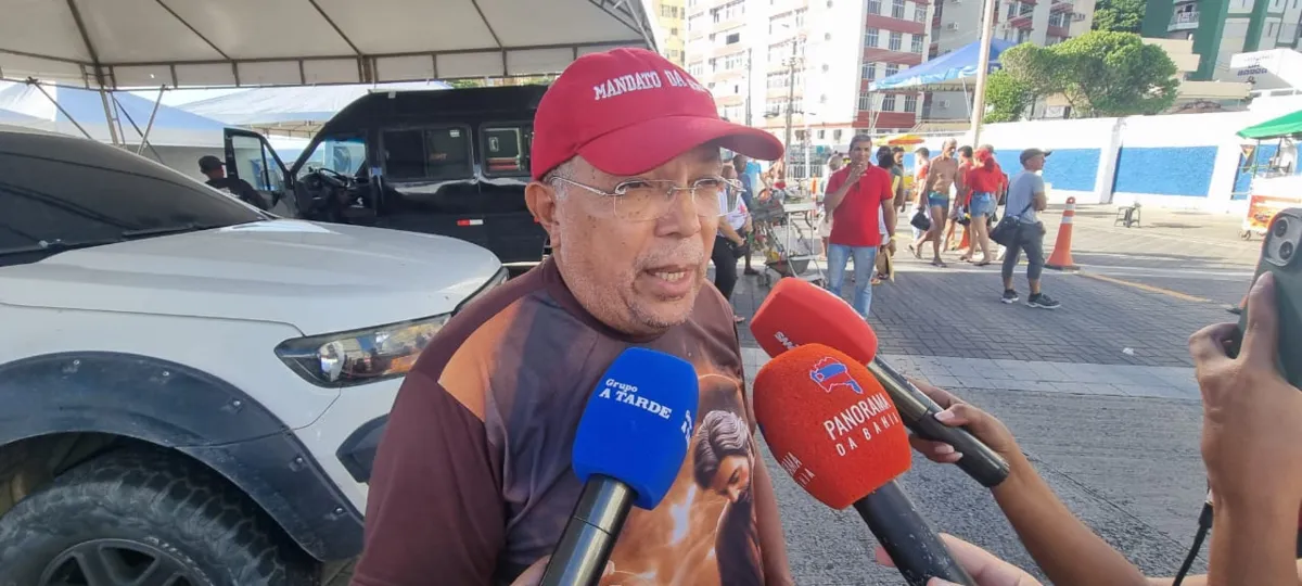 Vereador Luiz Carlos Suíca marcou presença no evento pelo Dia do Tabalhador, no Farol da Barra