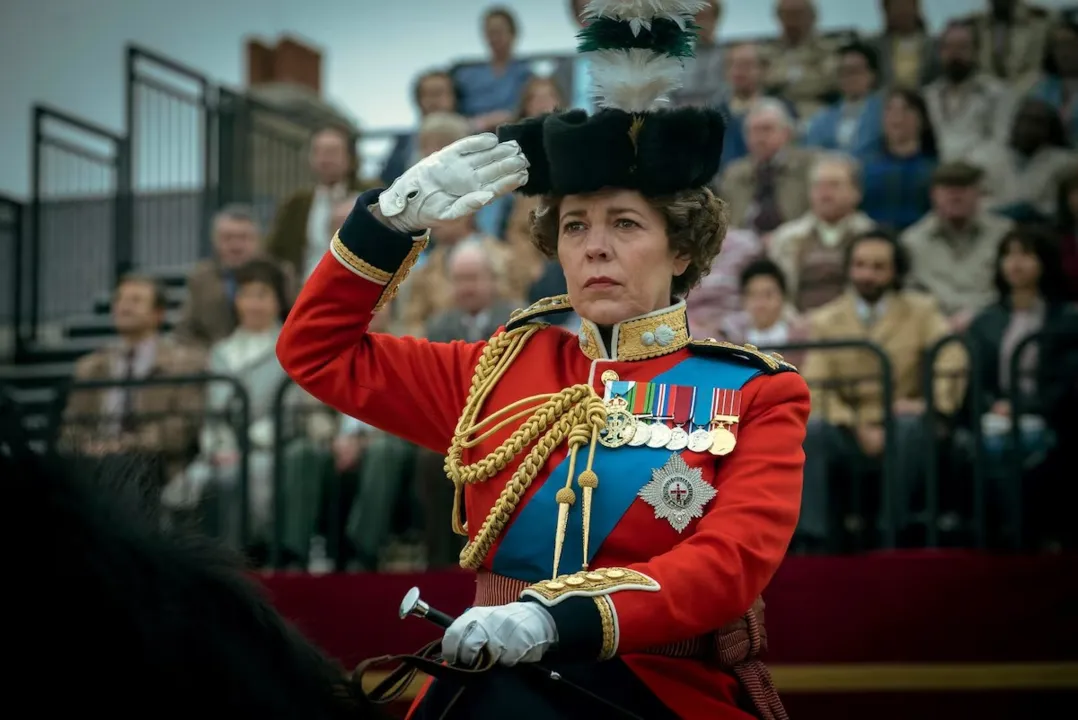 Olivia Colman em cena da quarta temporada de “The Crown” , da Netflix