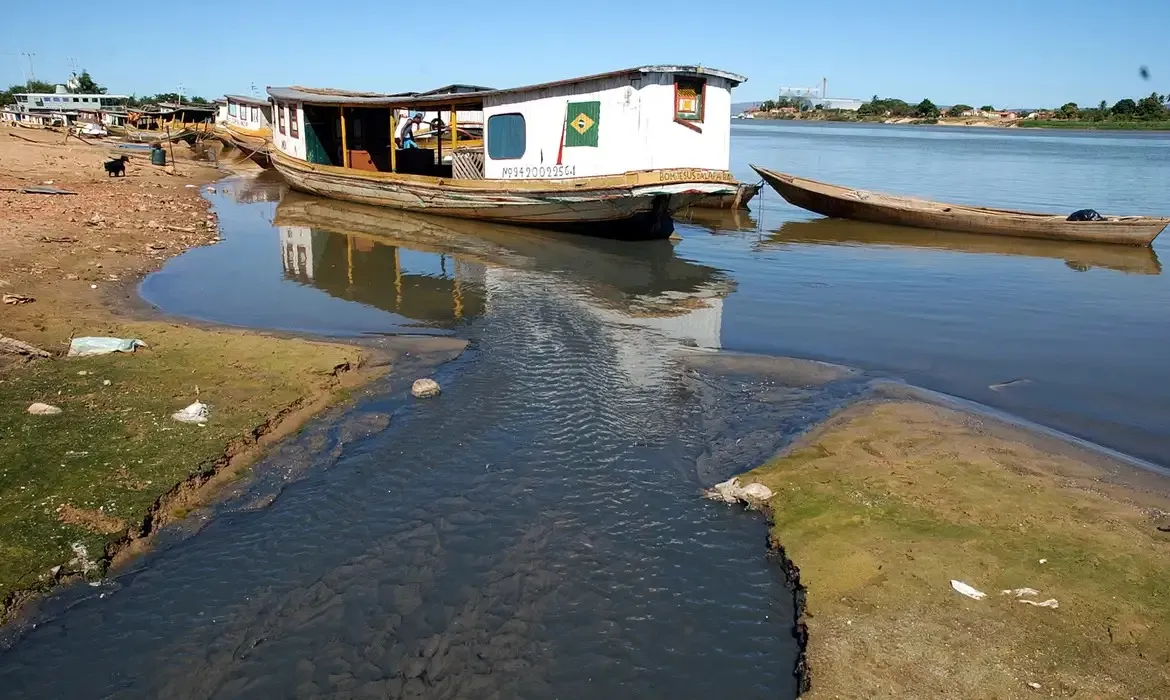 Homem de 74 anos é procurado após desaparecimento no Rio São Francisco