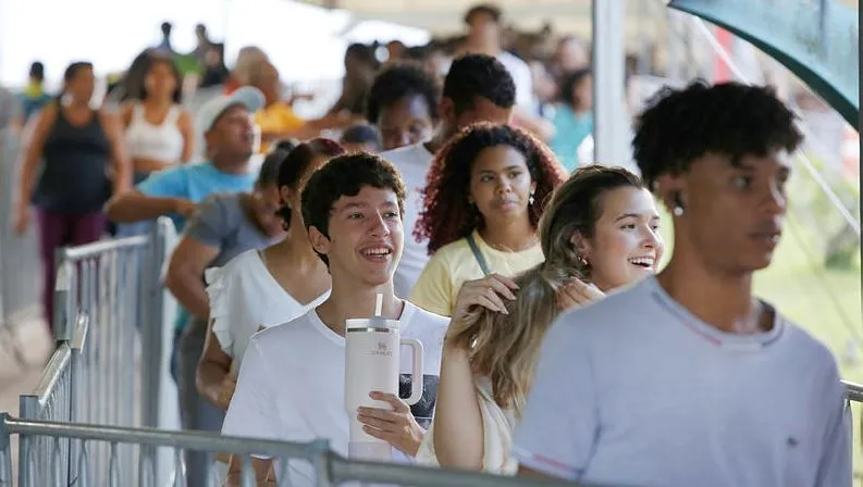 Há a expectativa pelo primeiro voto de muitos jovens