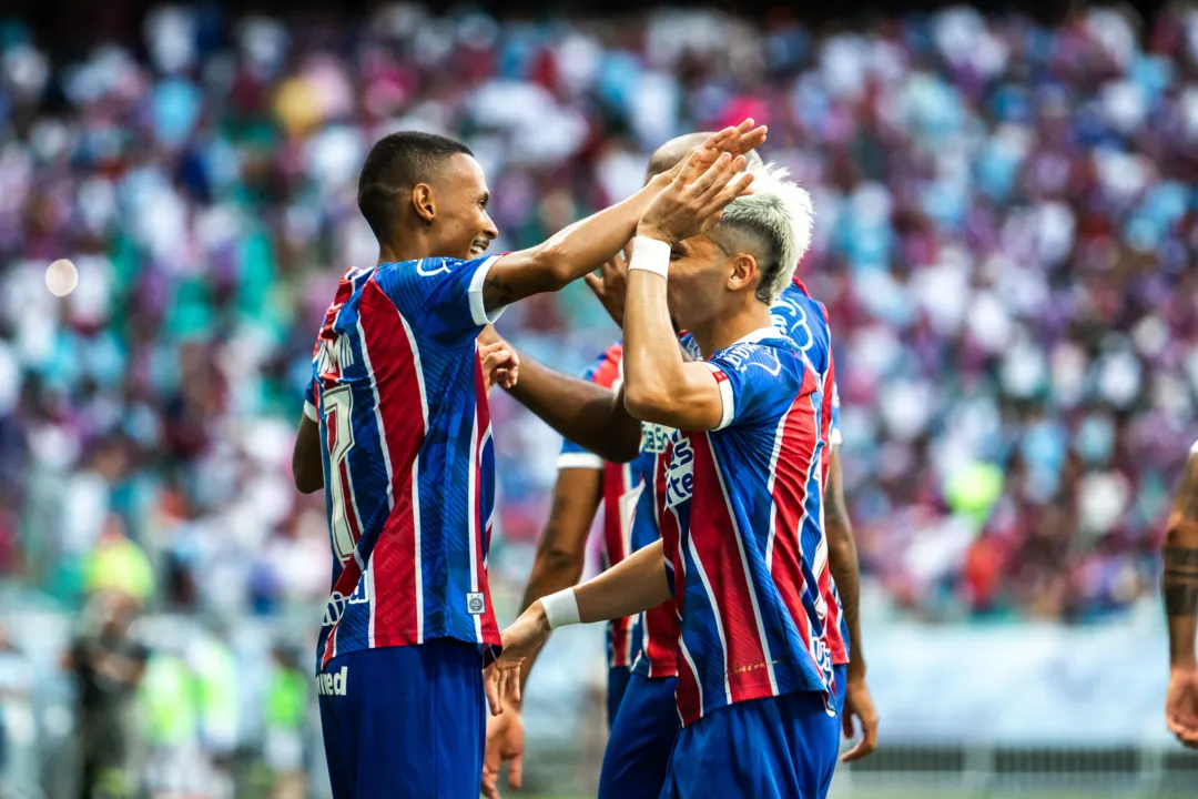 Ademir e Biel durante semifinal do Baianão