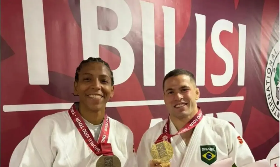 Medalhista olímpica, a carioca garantiu o primeiro pódio no ano, e o paulista o segundo dele neste mês. Brasil conta com 20 atletas em busca de pontos no ranking olímpico a Paris 2024.