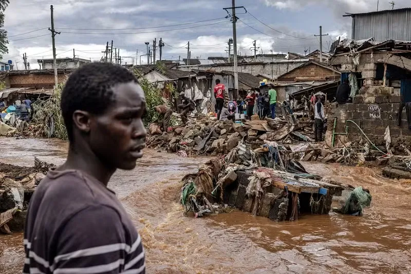 A barragem rompeu perto da cidade da localidade de Mai Mahiu, no Vale do Rift.