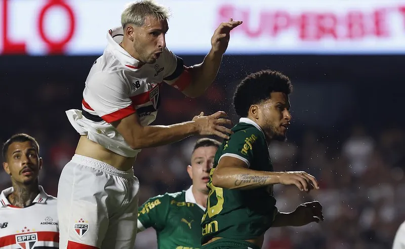 São Paulo e Palmeiras empatam em jogo equilibrado no Morumbis