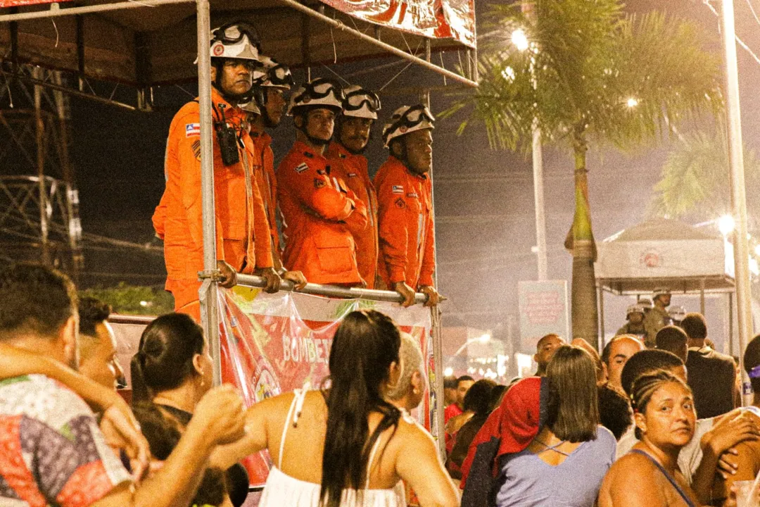 Bombeiros atuaram durante os quatro dias de folia