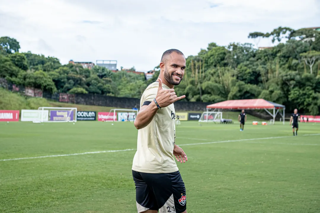 João Victor conquistou dois títulos com o Vitória