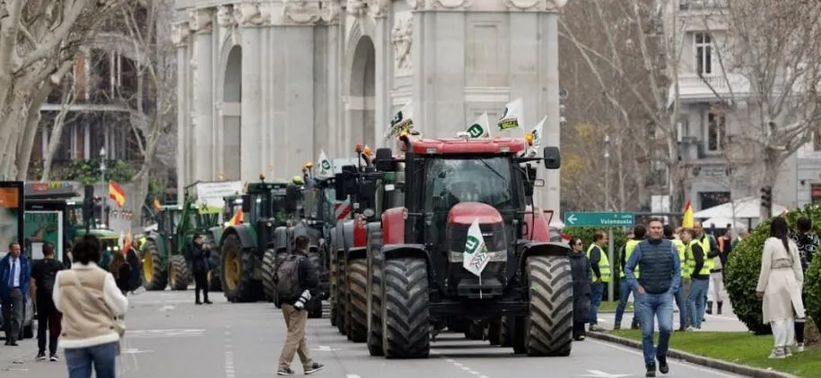 Protesto de agricultores em Madri, na Espanha