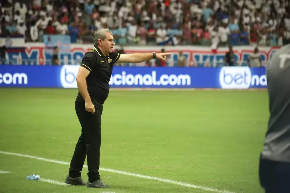 Cláudio Tencati durante partida da terceira fase da Copa do Brasil