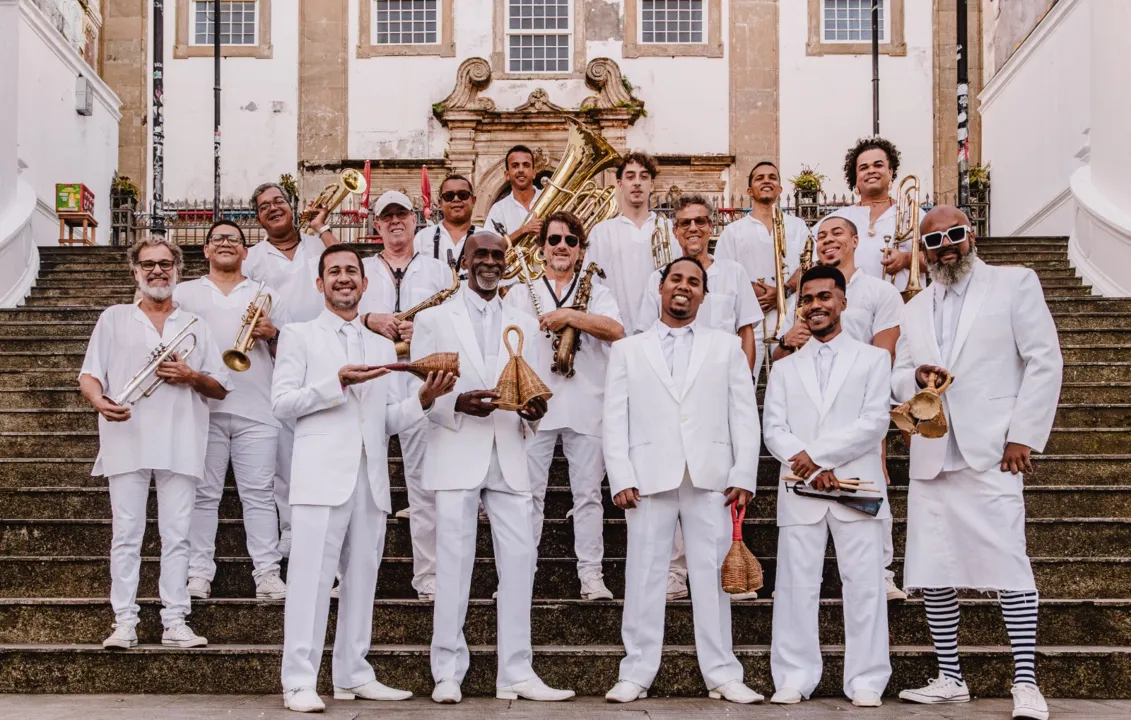 Orkestra Rumpilezz se apresenta gratuitamente na Escadaria do Passo