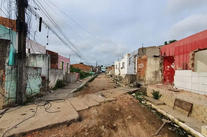 Exploração de sal-gema provocou afundamento de bairros em Maceió (AL)