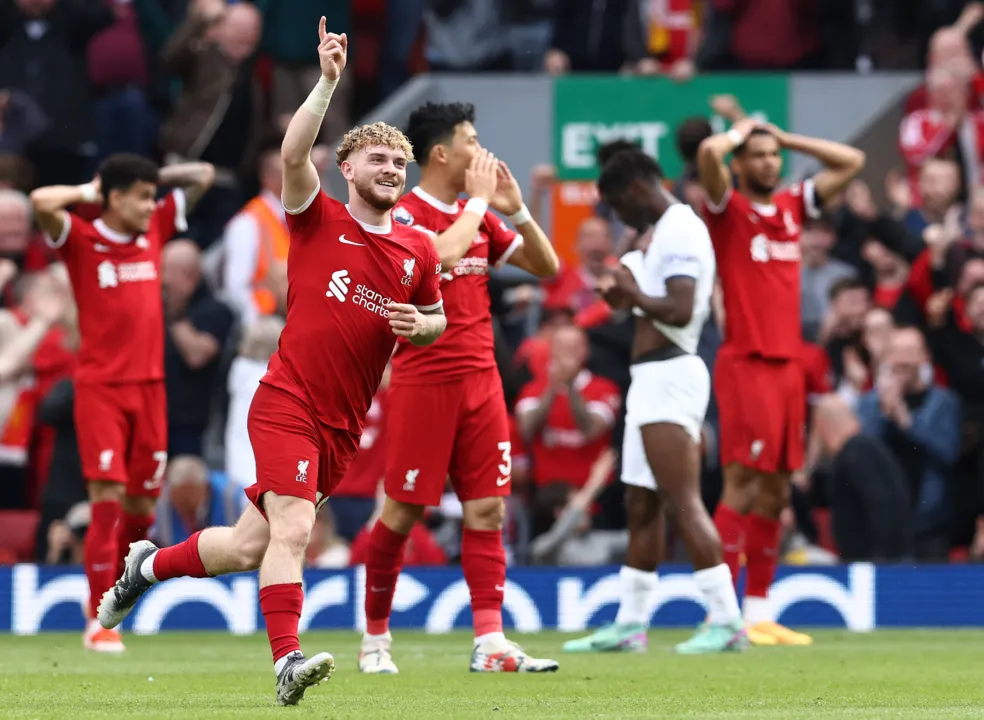 O Liverpool chegou a abrir 4 a 0 contra o Tottenham