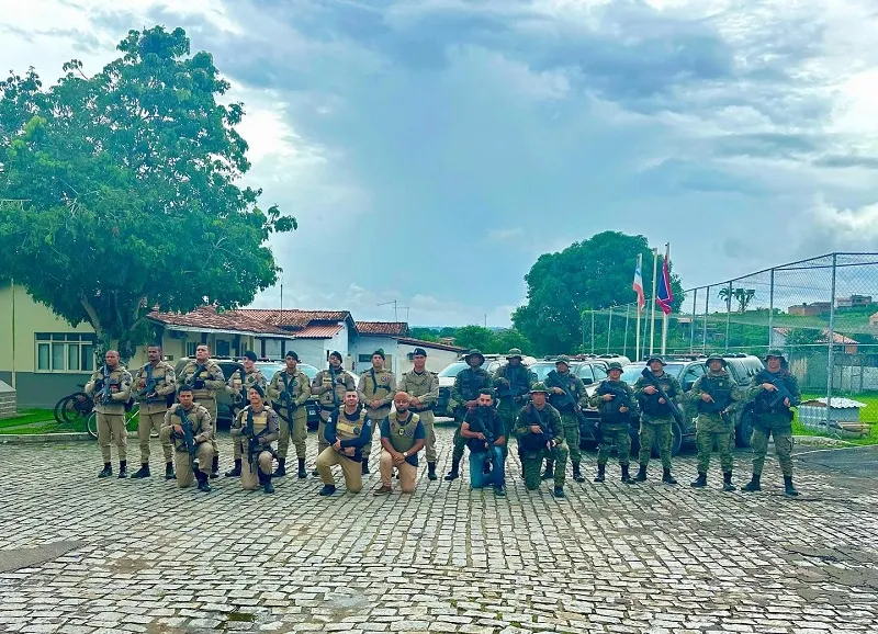 Ação contou com policiais da CIPE LITORAL NORTE, 20° CIPM, Rondesp Recôncavo e GRAER