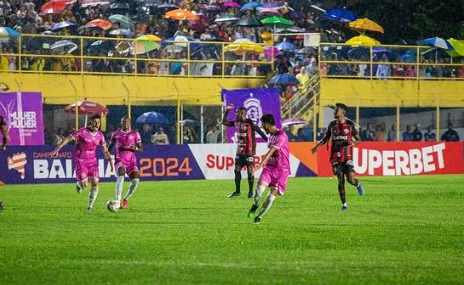 Barcelona de Ilhéus e Vitória se enfrentaram na primeira fase do Campeonato Baiano.