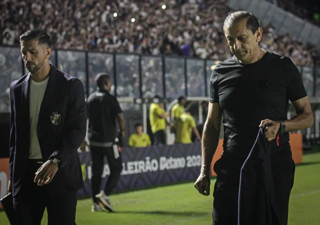 Ramón Diáz e Emiliano Díaz são demitidos do Vasco