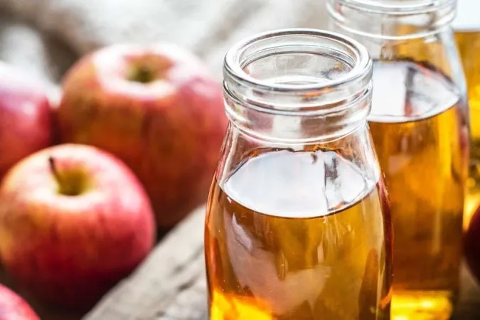 Imagem ilustrativa da imagem Vinagre de maçã pode ajudar nO emagrecimento, diz estudo