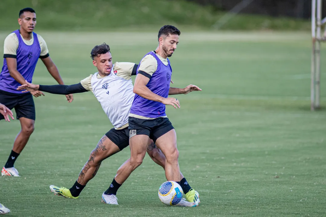 Treino do Vitória no CT Manoel Pontes Tanajura