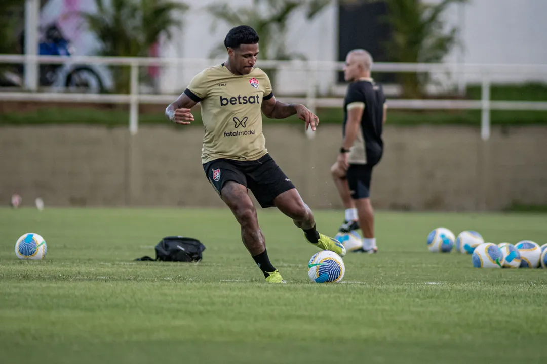 Rodrigo Andrade durante treino