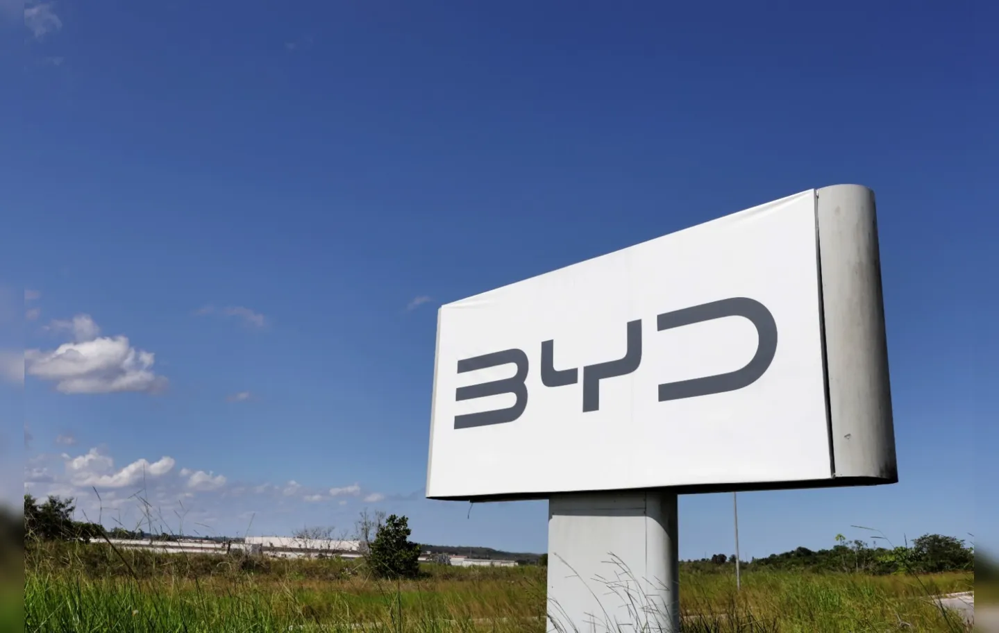 BYD anuncia R$ 5,5 bilhões em parte inicial de planta na Bahia