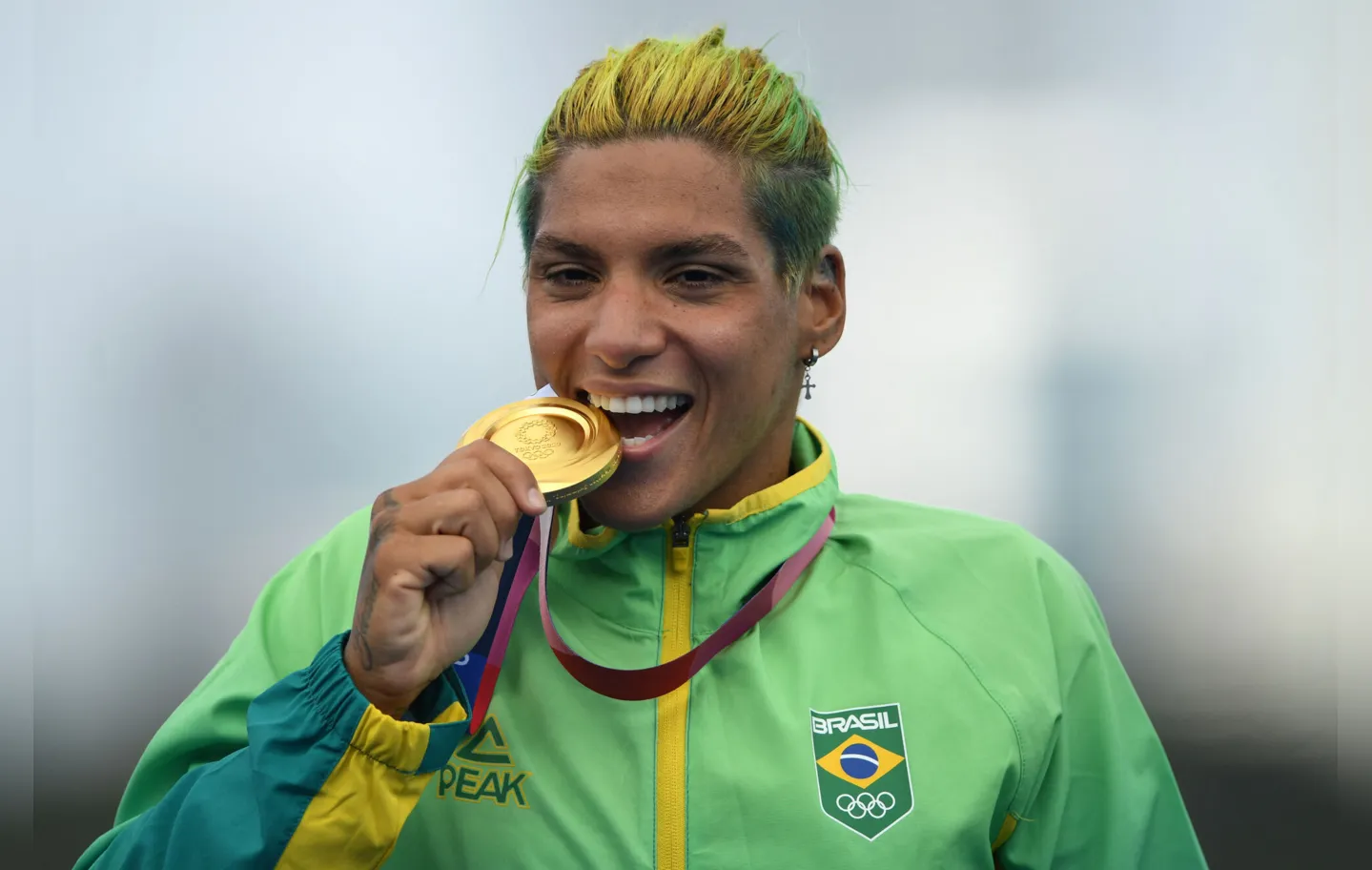 Ana Marcela com ouro olímpico