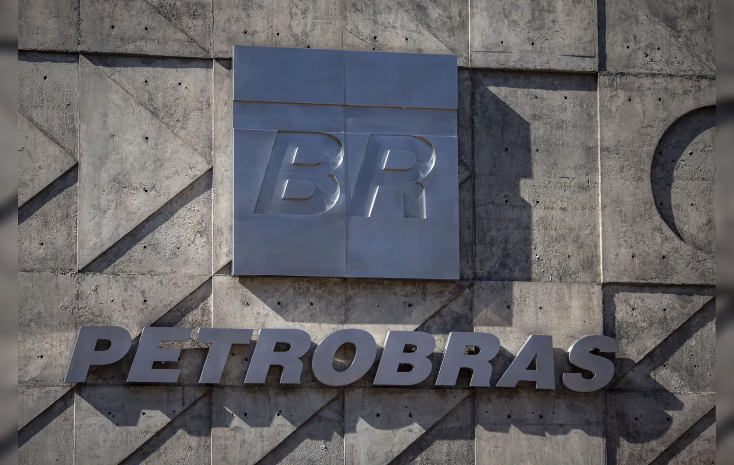 Imagem ilustrativa da imagem Dividendos da Petrobras estão acima da média histórica, avalia FUP