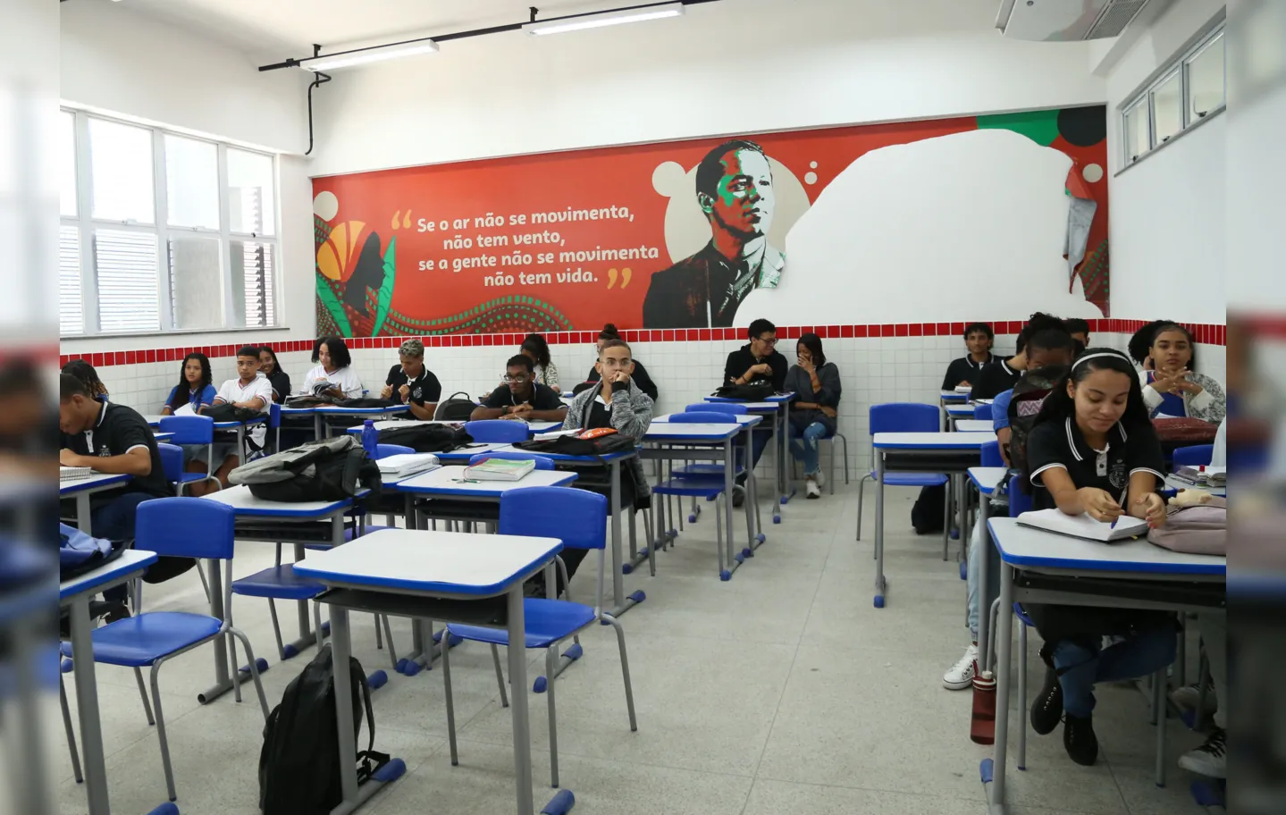 Sala de aula inclusiva no Colégio Estadual Vila Canária