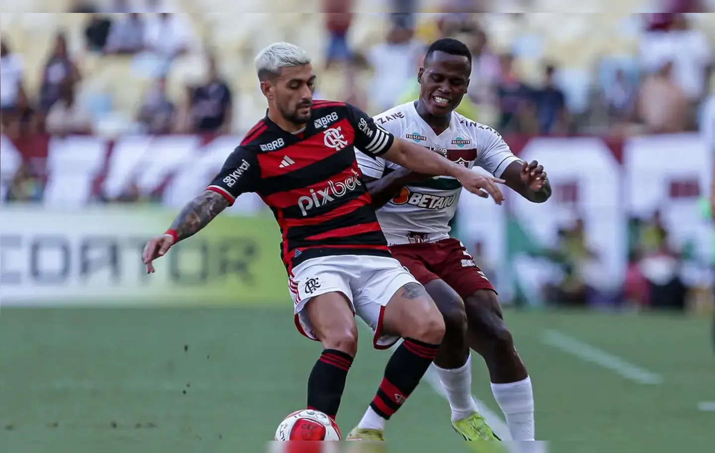 Fluminense recebe o Flamengo no estádio do Maracanã, a partir das 21h