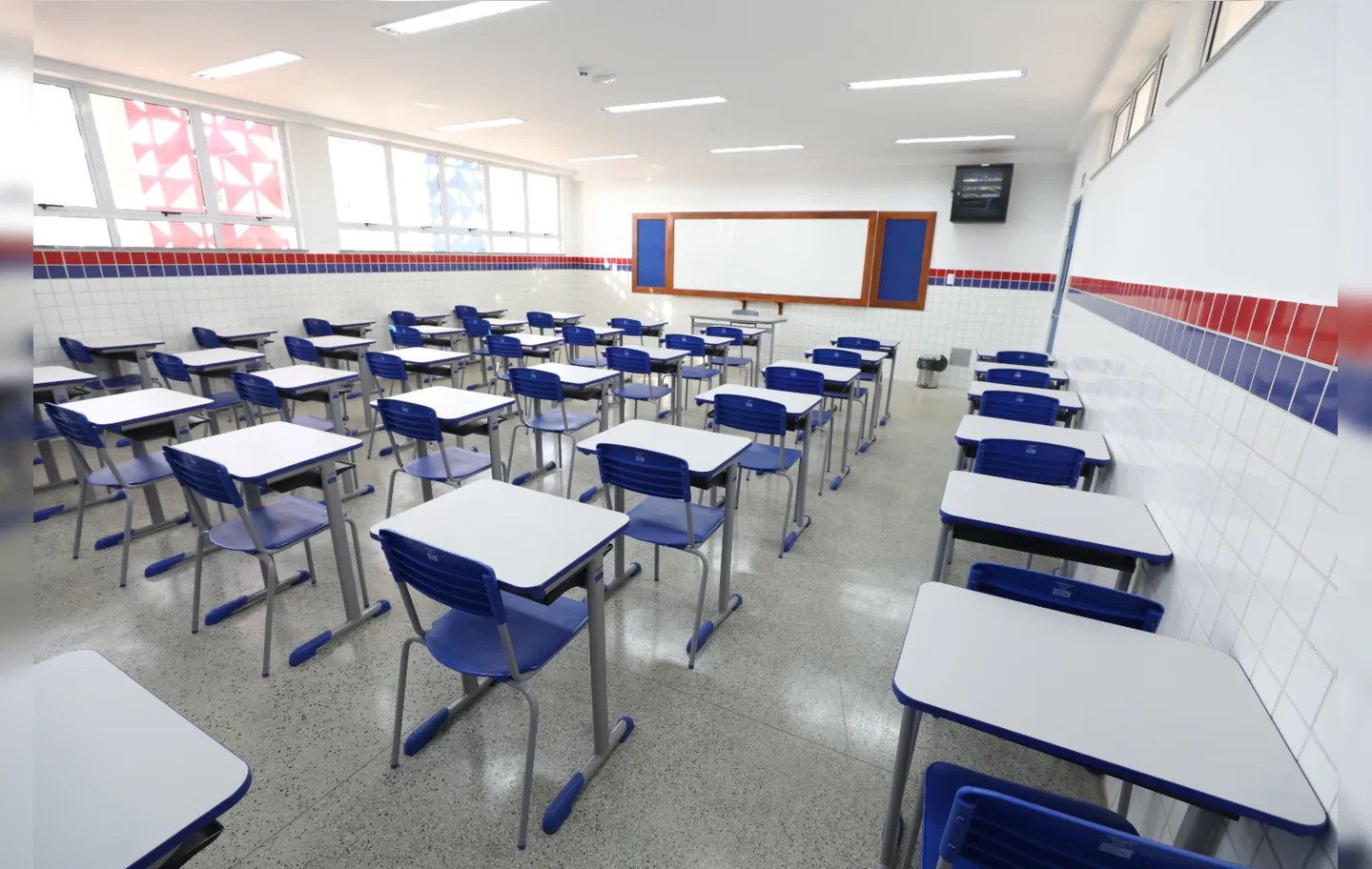 Governo destinou um orçamento de R$ 300 milhões para a aquisição de equipamentos para escolas