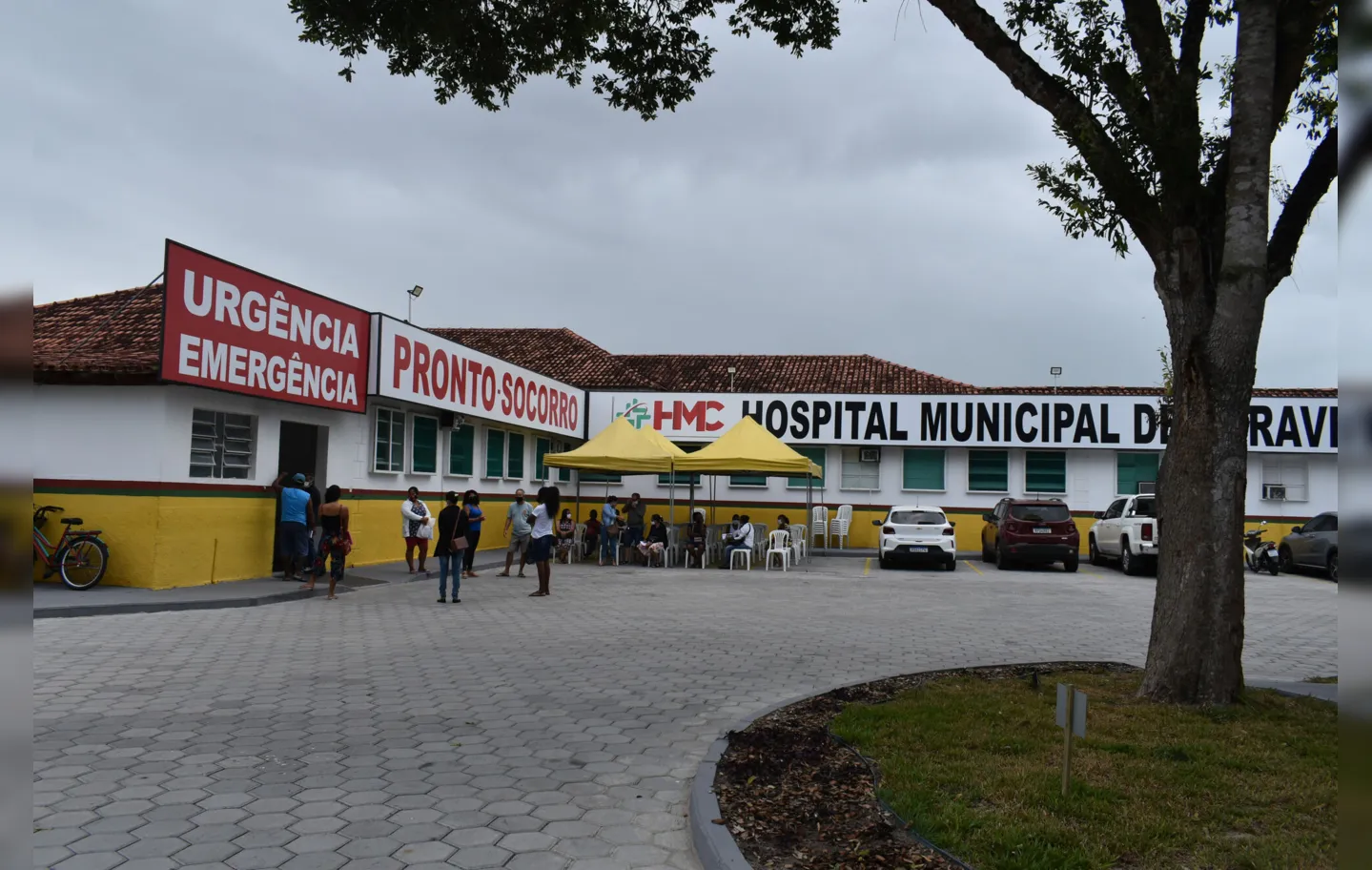 Motociclista foi encaminhado ao Hospital Municipal de Caravelas.