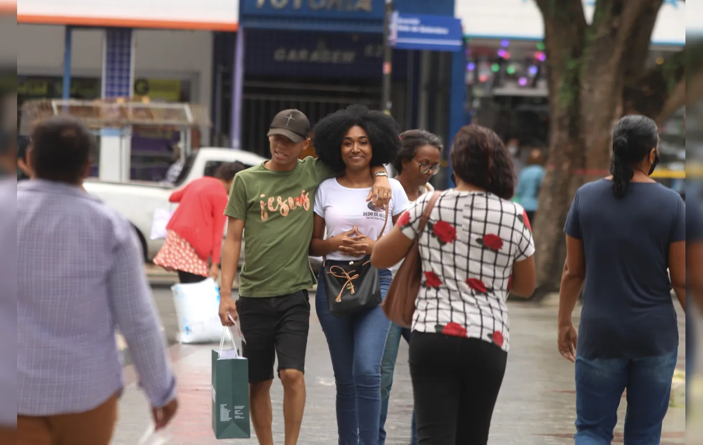 Imagem ilustrativa da imagem Mulheres ganham 17,3% a menos que os homens na Bahia