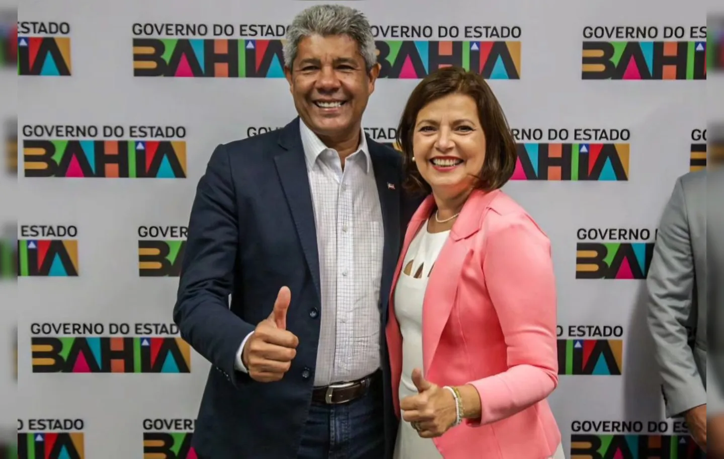 Secretária da Educação, Adélia Pinheiro, e o governador Jerônimo Rodrigues (PT)