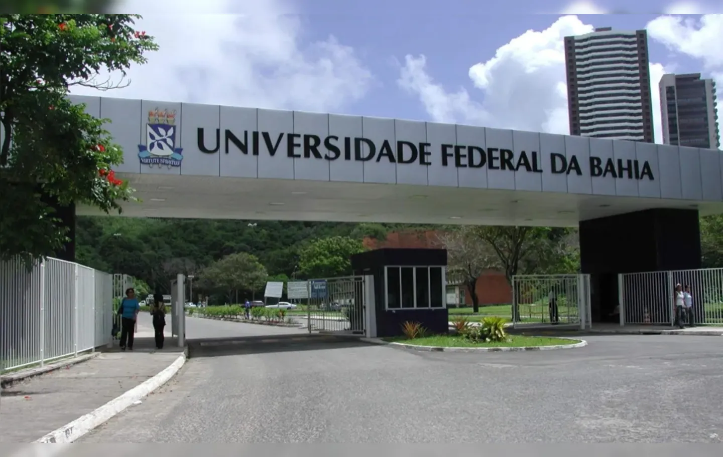 Na última semana, a UFBA anunciou um corte de R$ 13 milhões