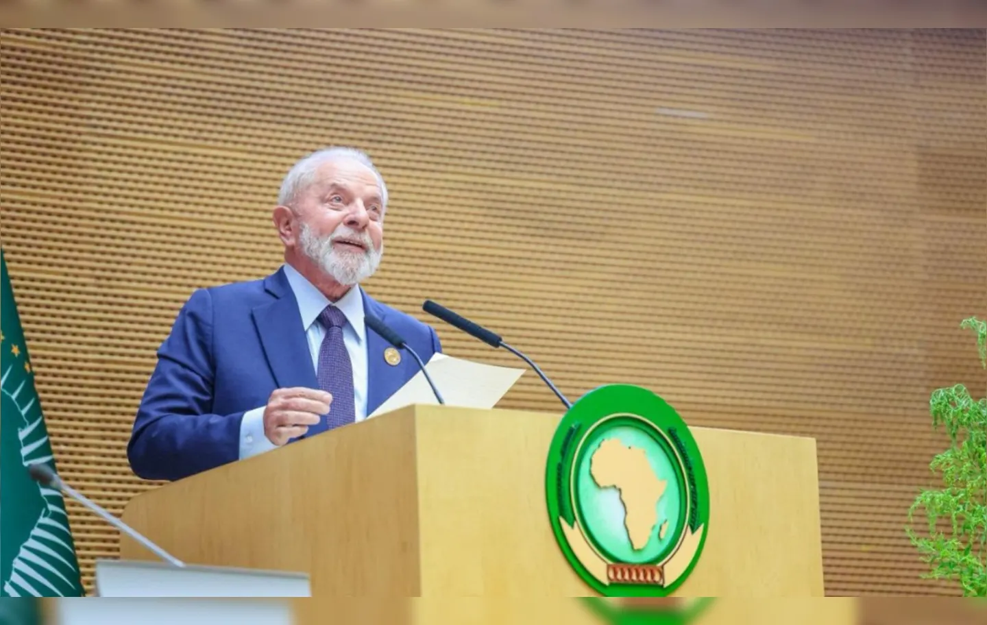 Presidente Lula fazendo discurso em Adias Abeba, Etiópia