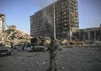 Ao menos três civis morrem em bombardeios russos na Ucrânia