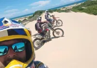 Expedição de moto off-road tem ponto de partida no Farol da Barra