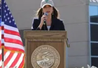 Governadora aliada de Trump reconhece ter matado cadela 'indomável'