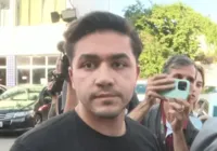 Motorista de Porsche acusado de matar homem se entrega à Polícia