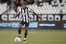 Imagem ilustrativa da imagem Adversário do Vitória na Copa do Brasil, Botafogo tem meia internado