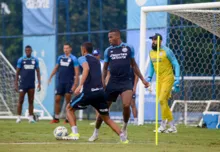 Imagem ilustrativa da imagem Após derrota e folgas, Bahia inicia semana de treinos buscando título